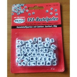 PLASTIC BEAD NUMBERS 25G WHITE 